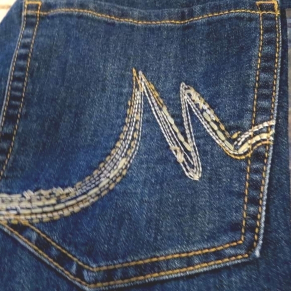 Maurices Women's Plus Mid Rise Boot Cut Jeans Medium Wash Size 18W Short New - Picture 5 of 9